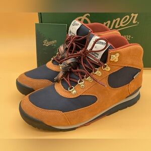Size 9 D Danner X Alpine Design  Jag II Boots Waterproof Roasted Pecan  Eclipce